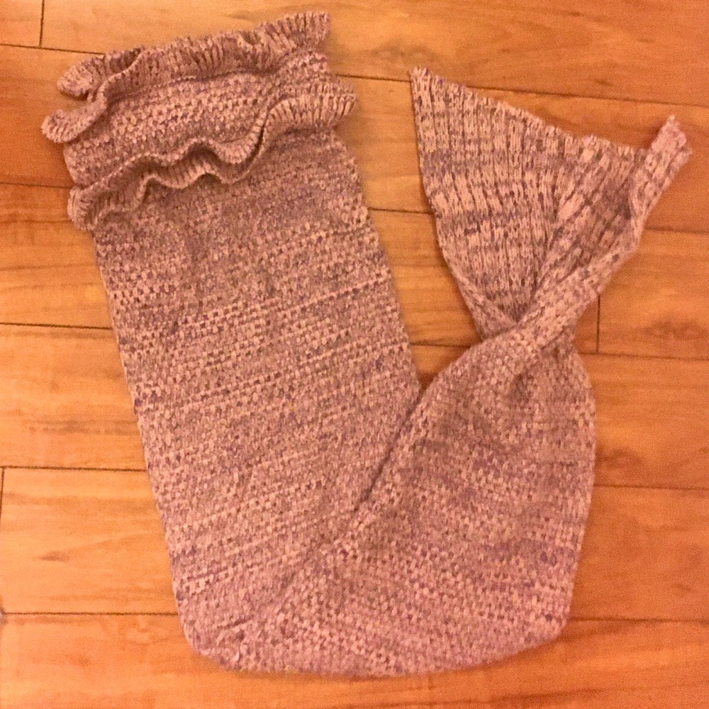 Pink Knitted Mermaid Blanket